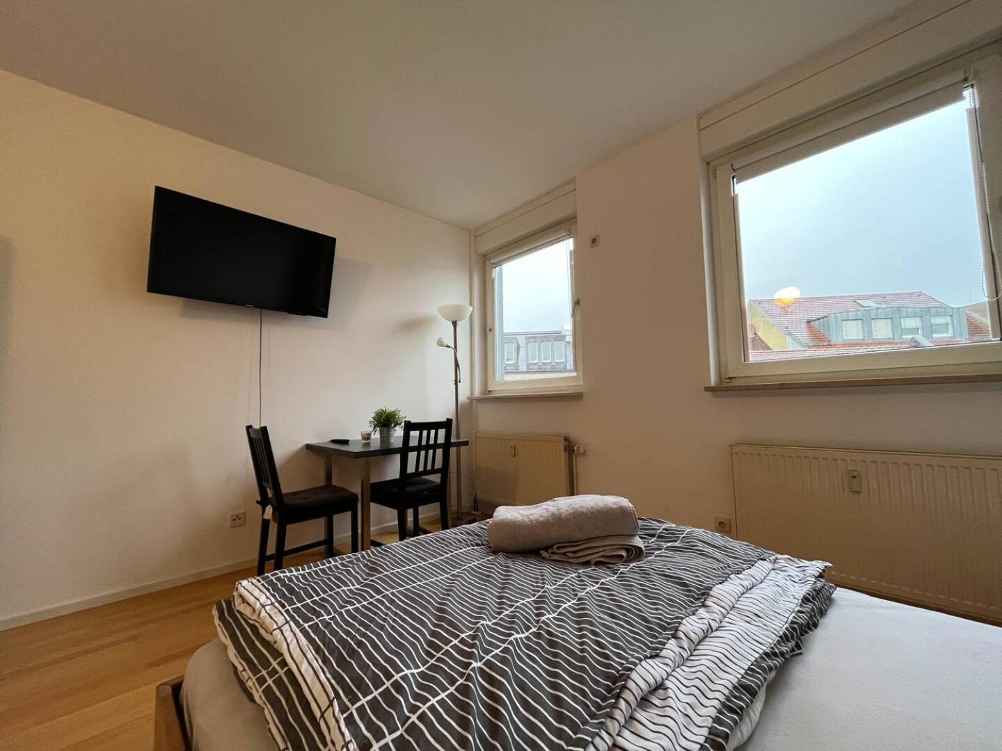 Simplex Apartments Am Ludwigsplatz คาร์ลสรูเฮอ ภายนอก รูปภาพ