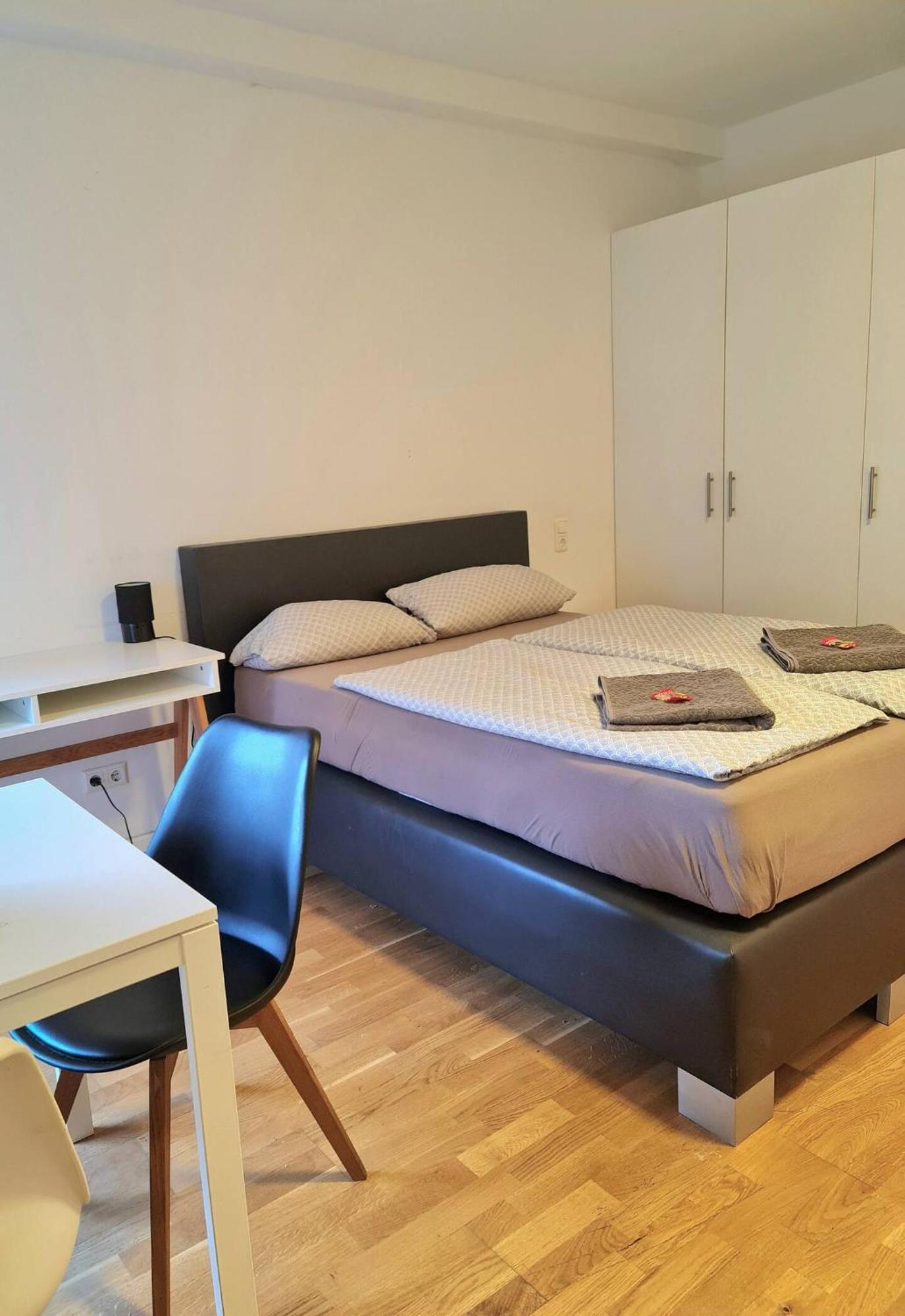 Simplex Apartments Am Ludwigsplatz คาร์ลสรูเฮอ ภายนอก รูปภาพ