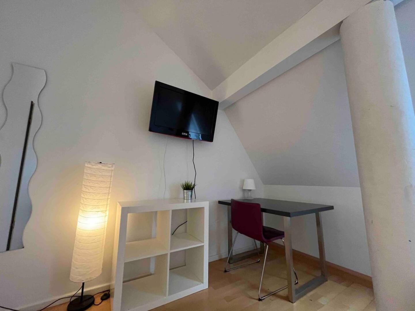 Simplex Apartments Am Ludwigsplatz คาร์ลสรูเฮอ ภายนอก รูปภาพ