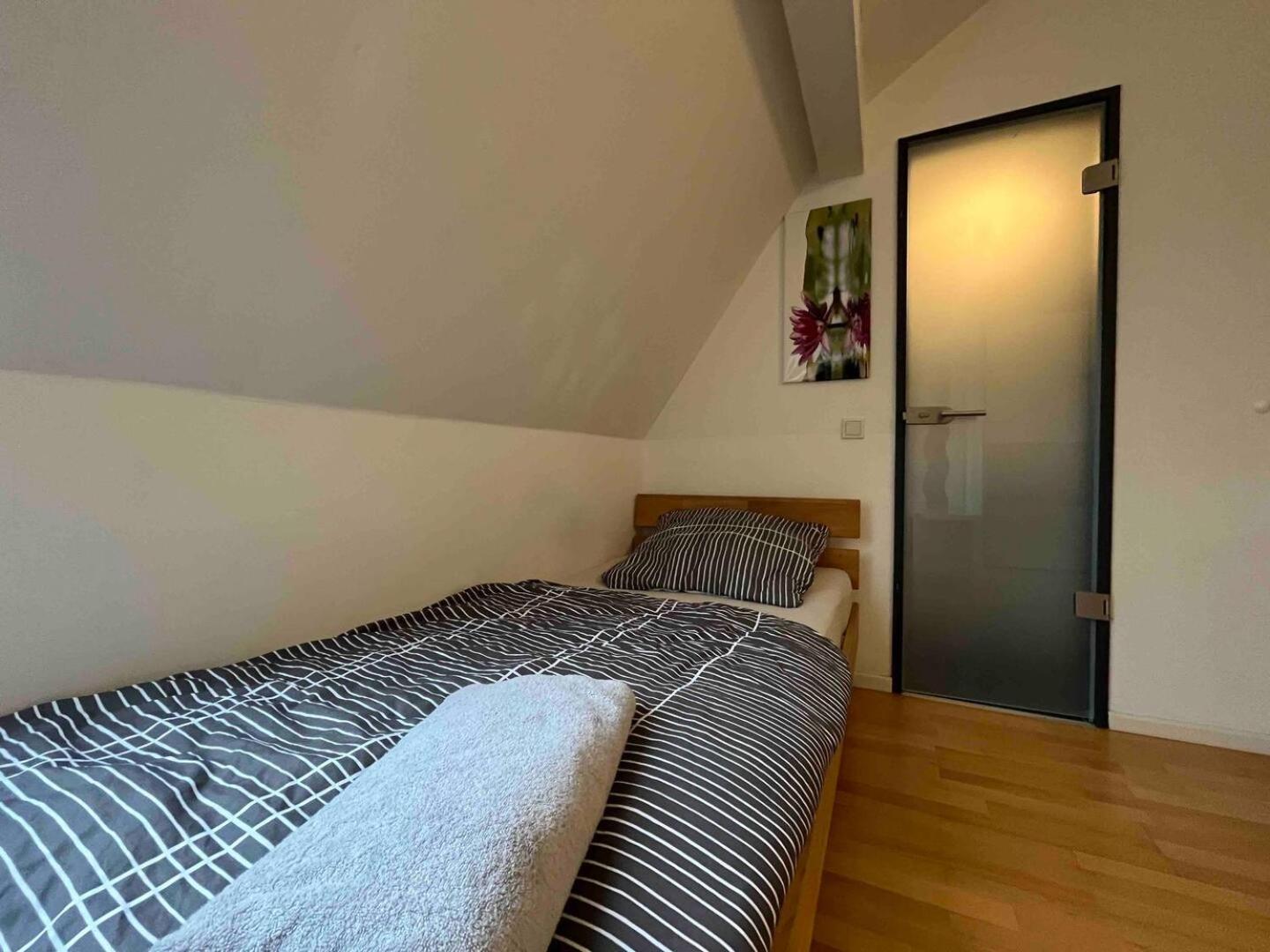 Simplex Apartments Am Ludwigsplatz คาร์ลสรูเฮอ ภายนอก รูปภาพ