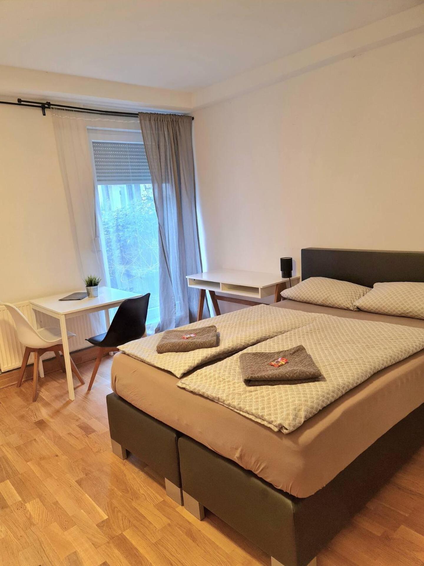 Simplex Apartments Am Ludwigsplatz คาร์ลสรูเฮอ ภายนอก รูปภาพ