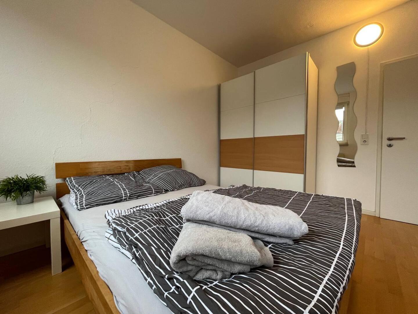 Simplex Apartments Am Ludwigsplatz คาร์ลสรูเฮอ ภายนอก รูปภาพ