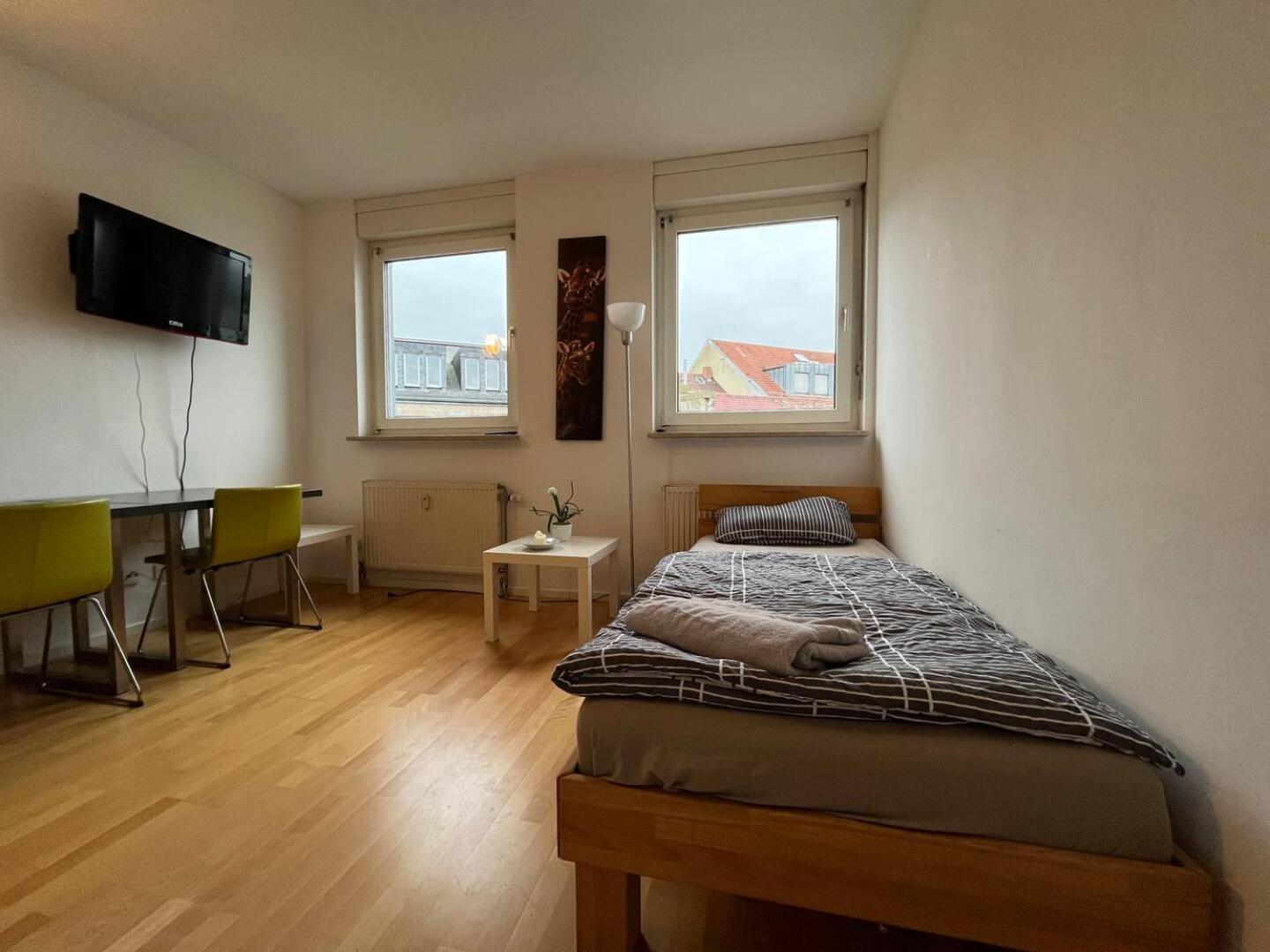 Simplex Apartments Am Ludwigsplatz คาร์ลสรูเฮอ ภายนอก รูปภาพ