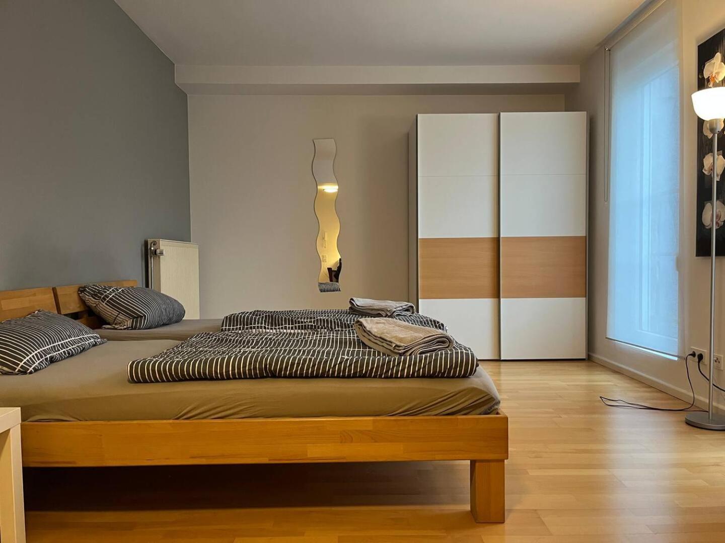 Simplex Apartments Am Ludwigsplatz คาร์ลสรูเฮอ ภายนอก รูปภาพ
